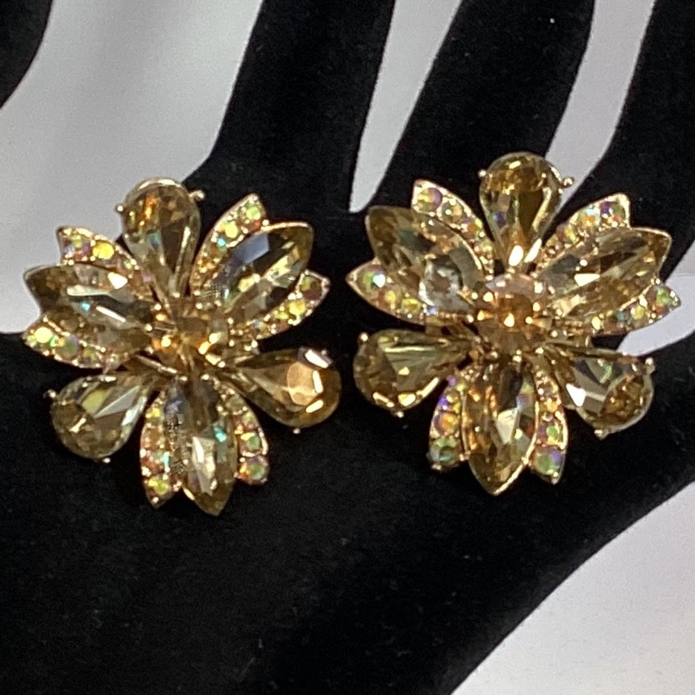 Vintage Style Clip On Sofia Earrings Amber Topaz Sparkle Stones Gold Tone